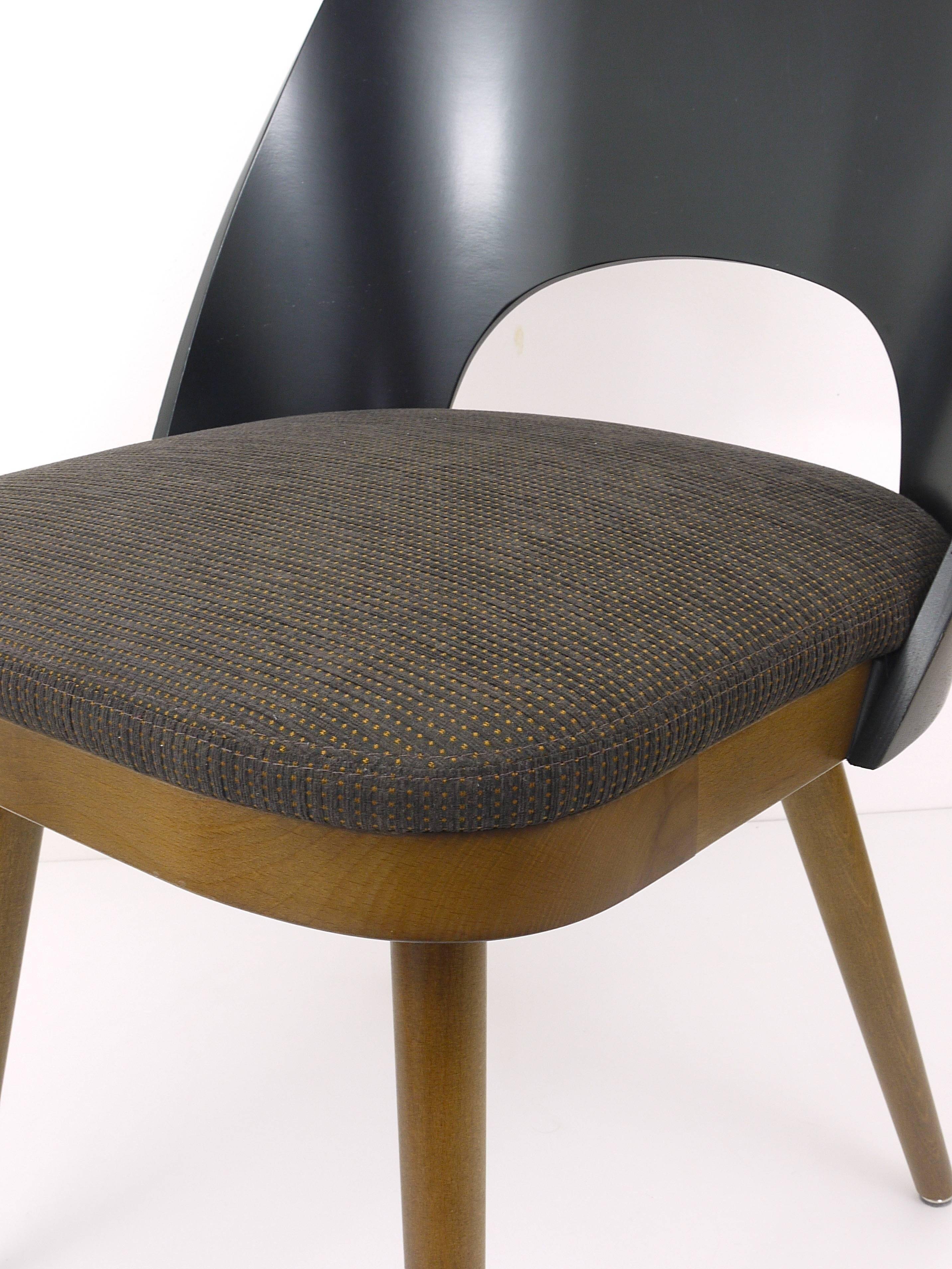 Beautiful modernist chairs in the style of Oswald Haerdtl, Backhausen, Austria.