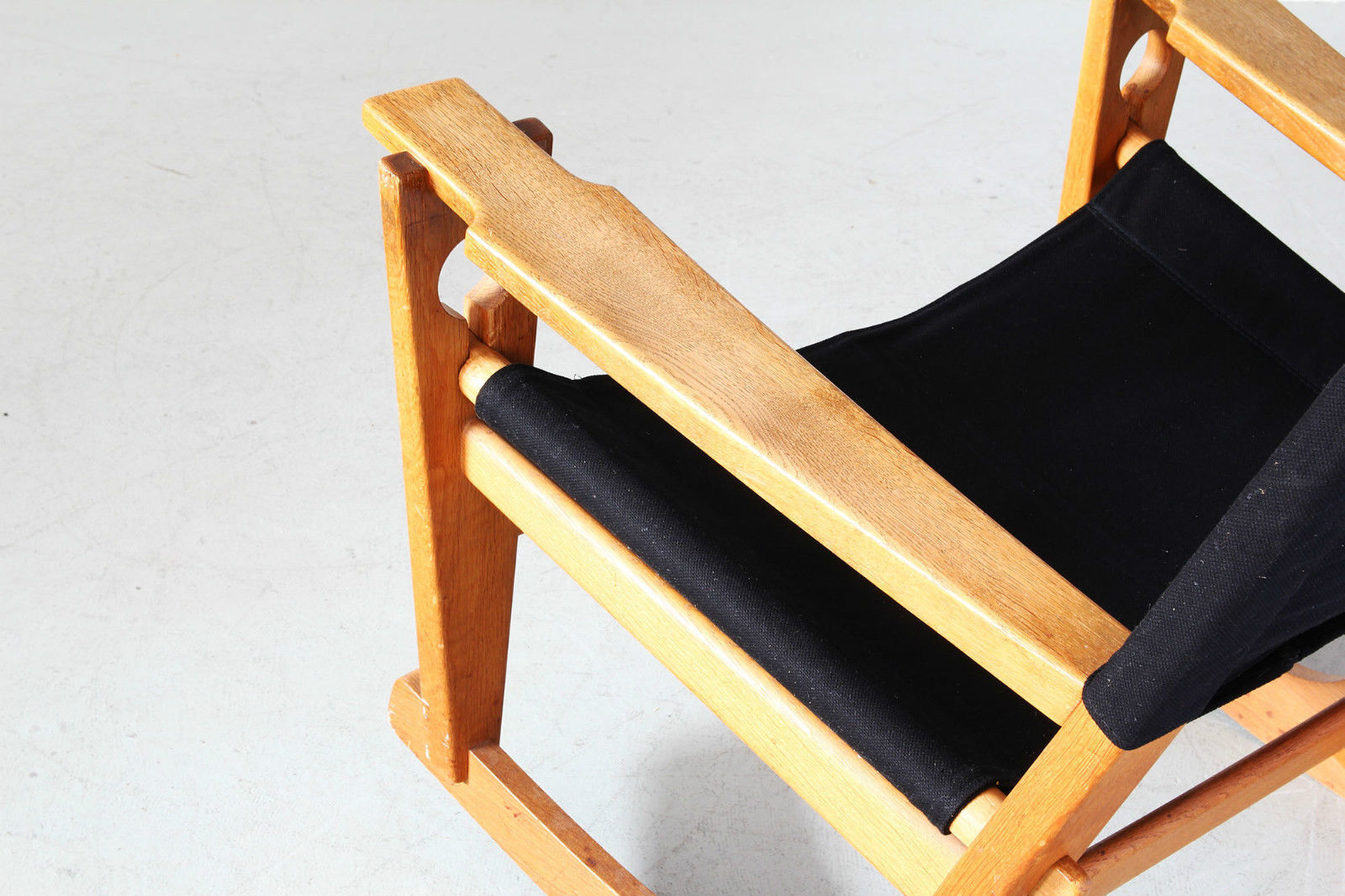 Keyhole by Hans Wegner