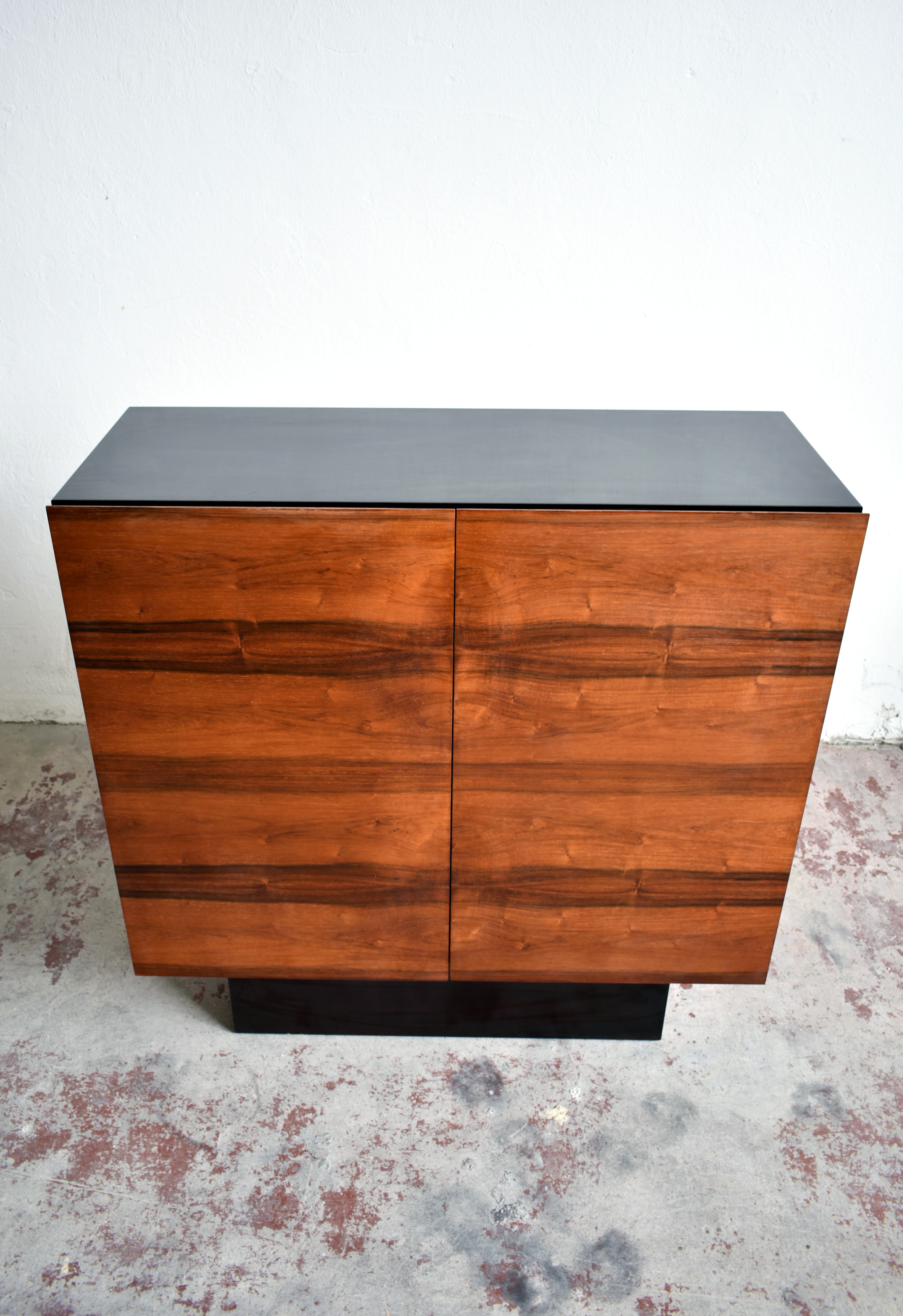 Minimalist rosewood sideboard, mid century modern, Germany 1960s 1970s