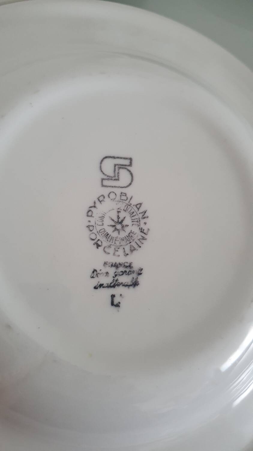 Set of 6 "Bird of Paradise" soup plates from Sarreguemines
