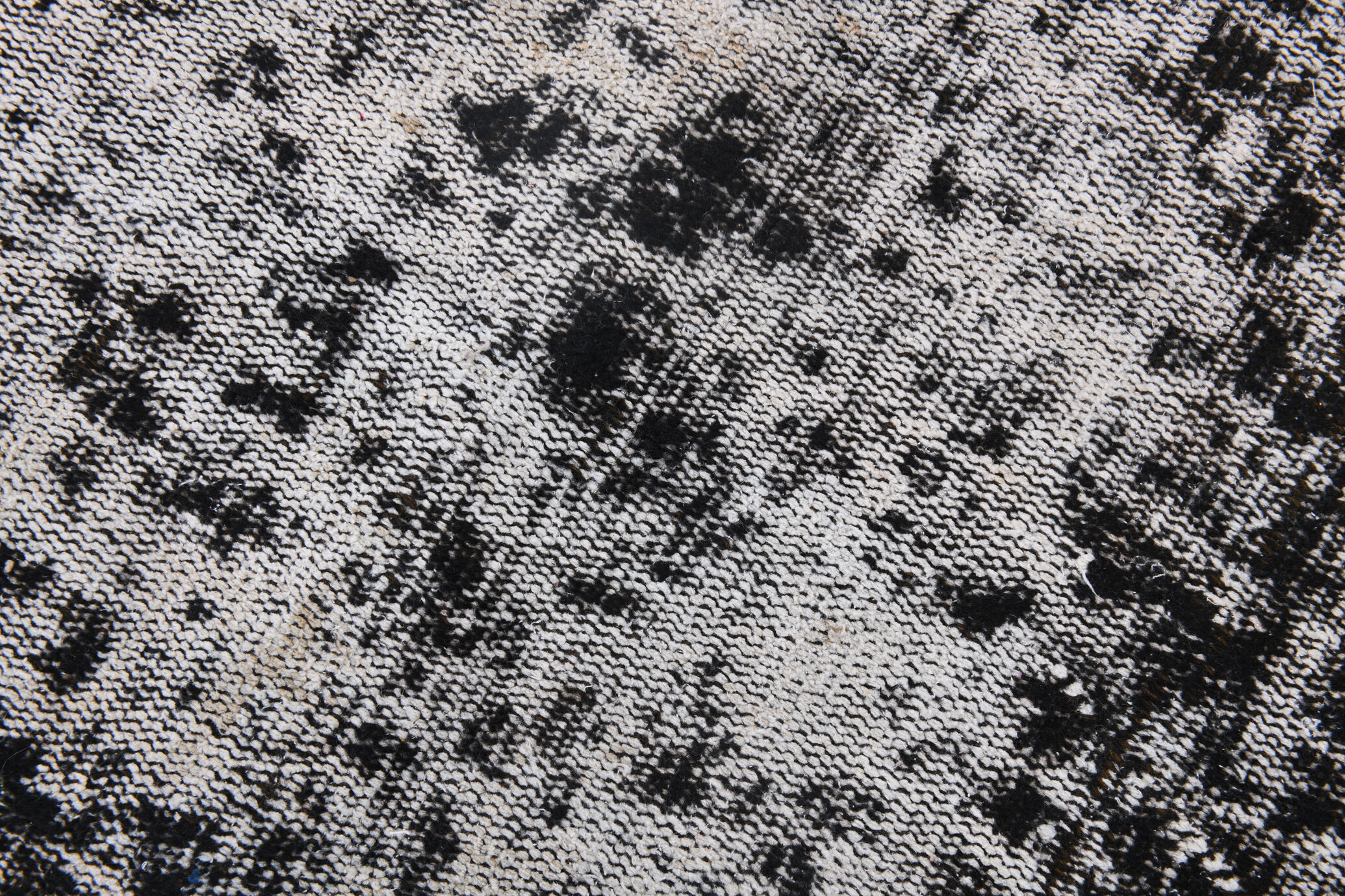 Distressed wool vintage tapis rugs 243x158cm