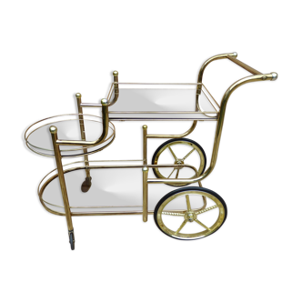 Vintage dessert with gilded wheels