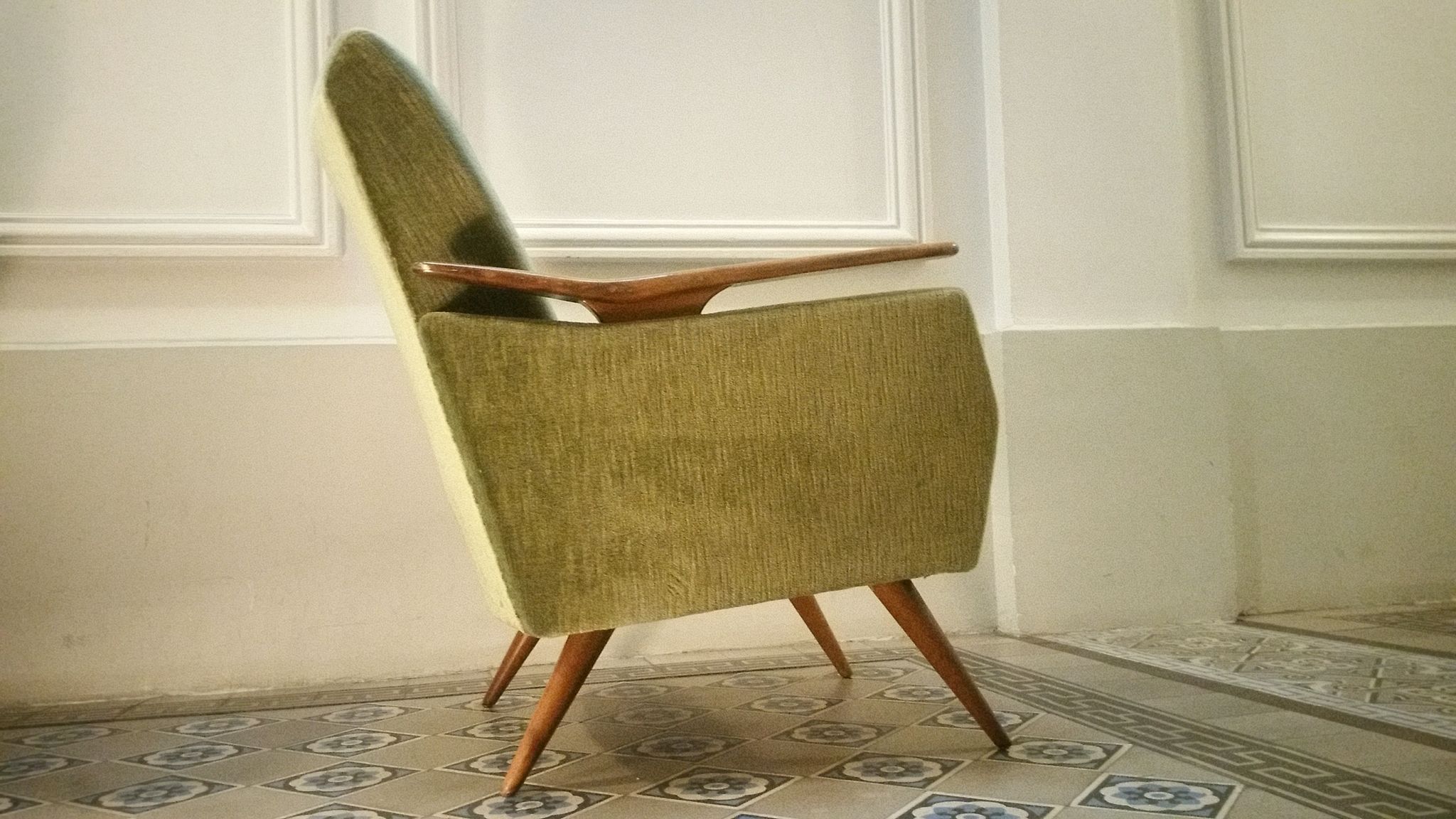 Lot of 2 armrests 50s/60s teak club chairs