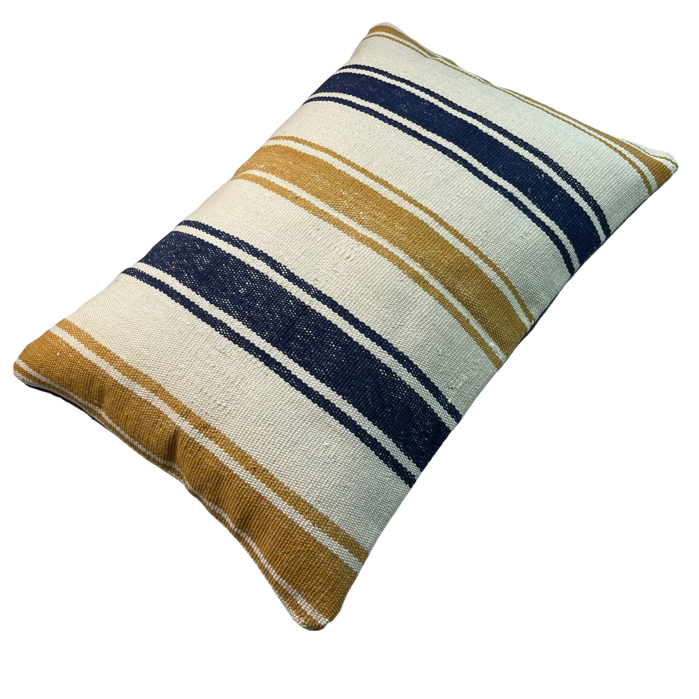 Vintage turkish kilim cushion cover , 40 x 60 cm