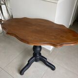 Wooden pedestal table