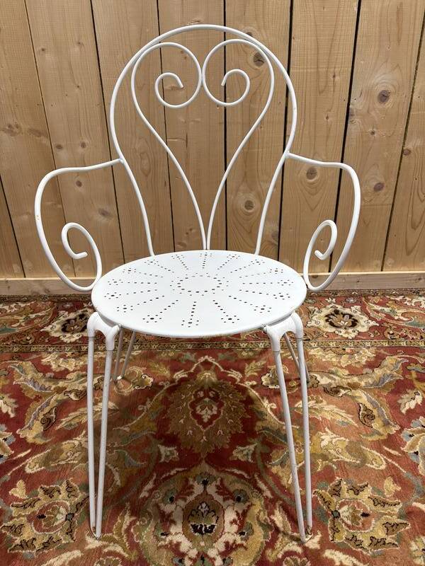 Salon de jardin en fer forgé