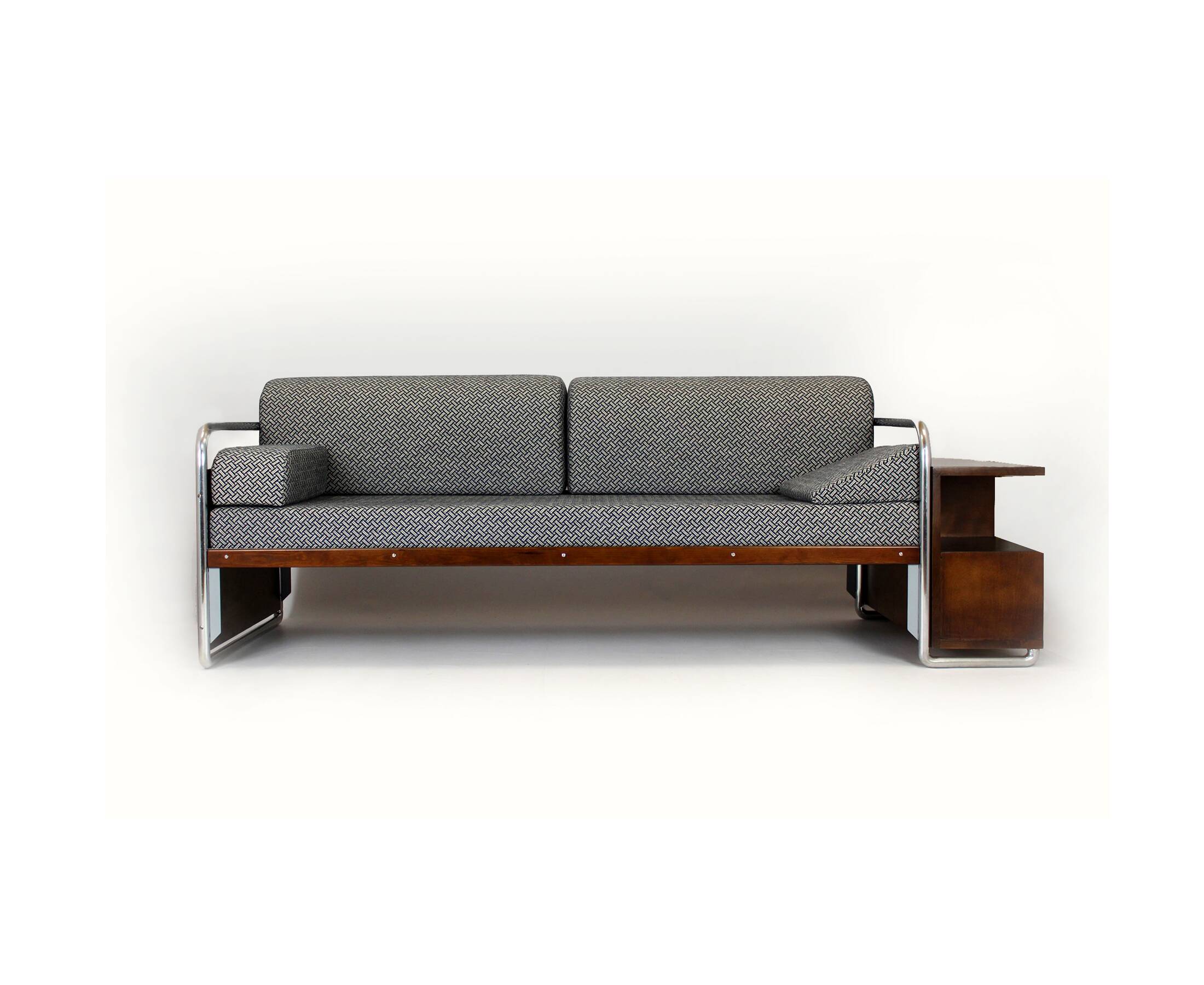 Restored Bauhaus Tubular Steel Sofa by Robert Slezak, 1930s
