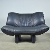 Leolux / vintage "tango" armchair in blue leather / jan armgardt / 1980s netherlands