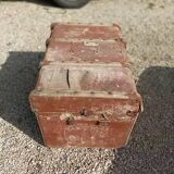 Trunk solid wood box with patinated fabrics storage
