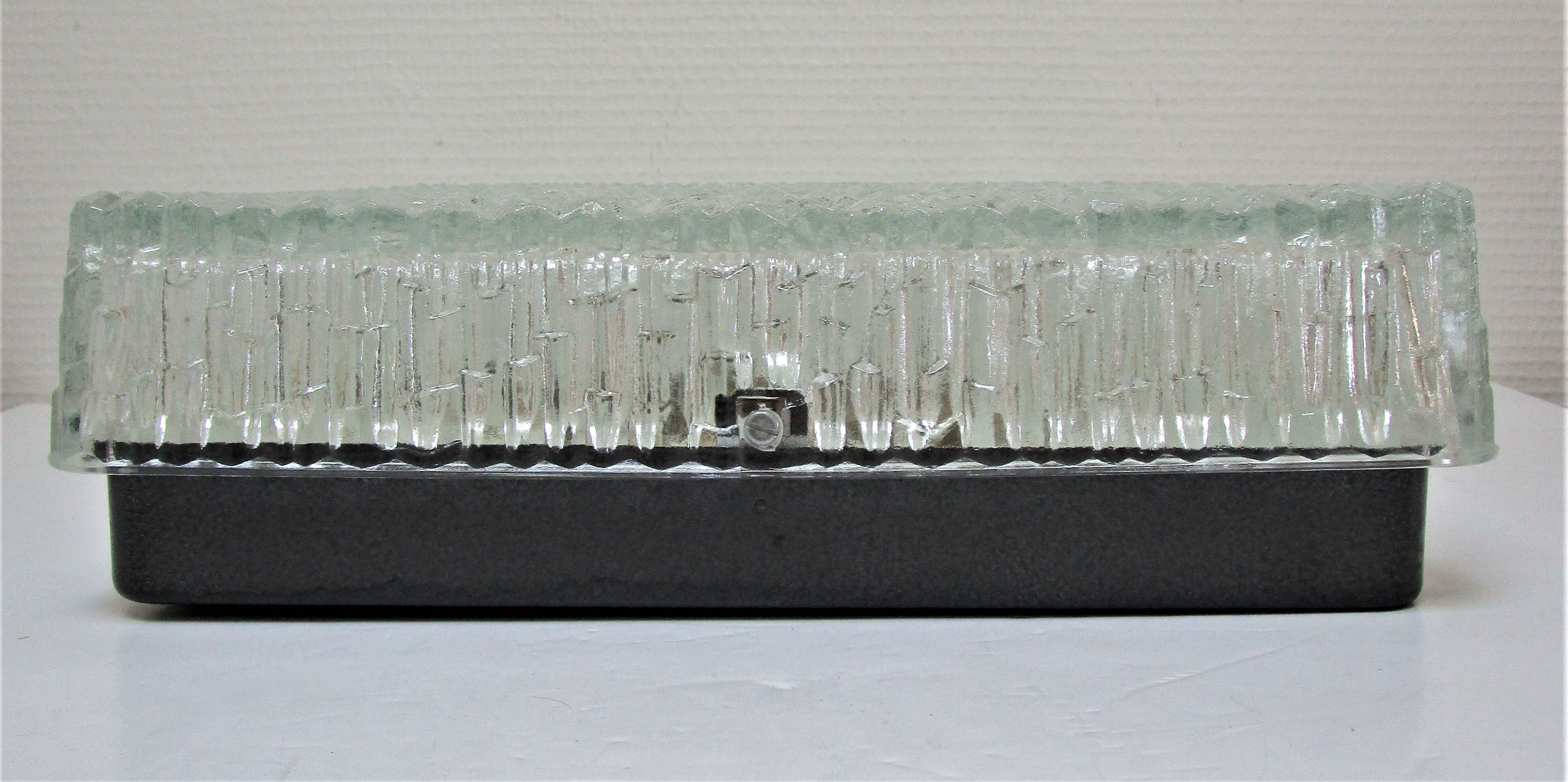 Apply Holophane XL square thick molded glass design 60 / 70 33 cmx33 cm