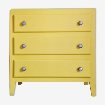 Vintage chest of drawers format renovated yellow