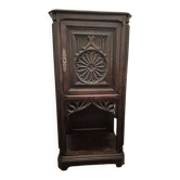 Petit meuble neo gothique