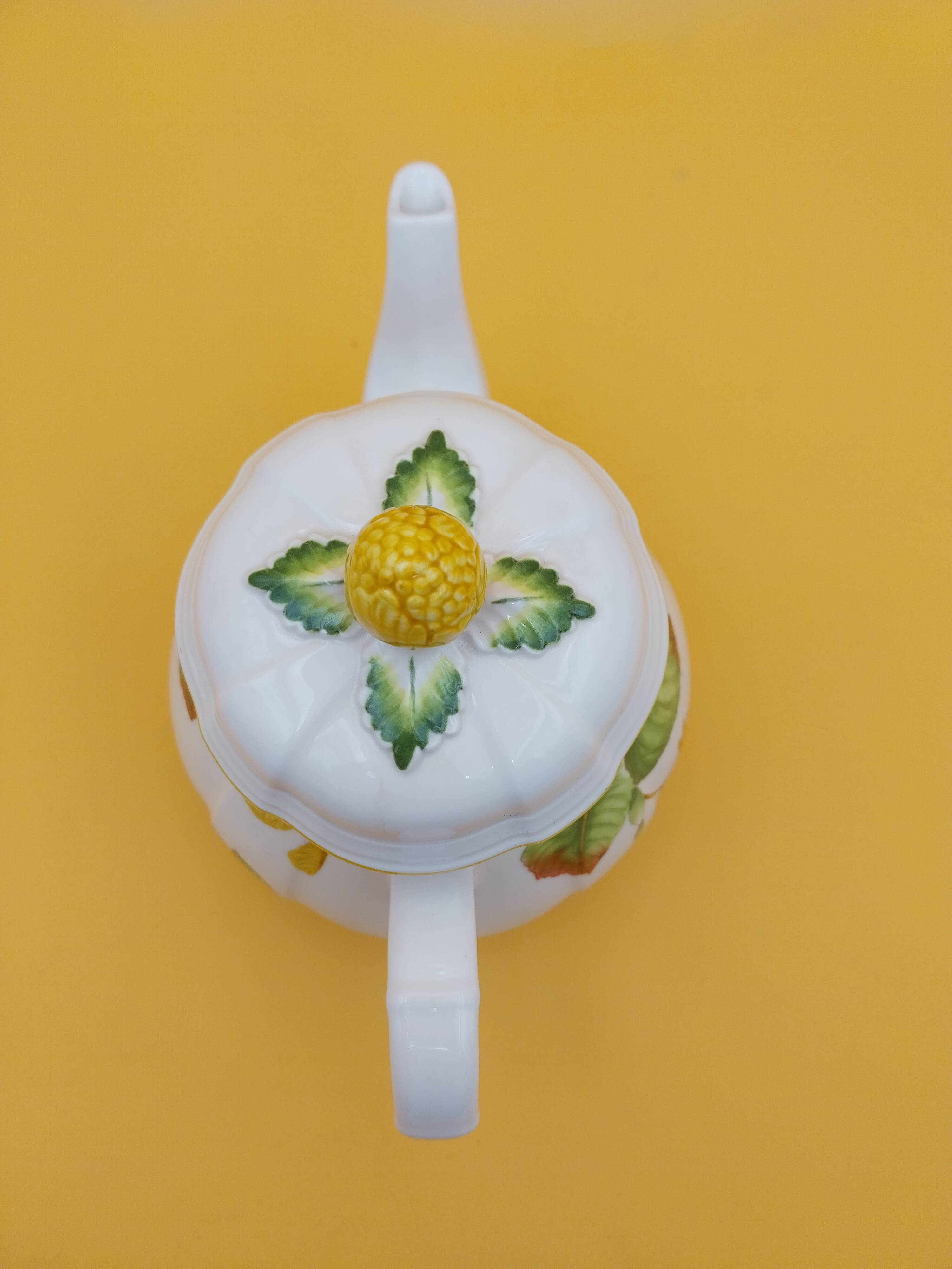 Villeroy Boch Parland teapot