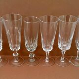 6 dissimilar champagne flutes