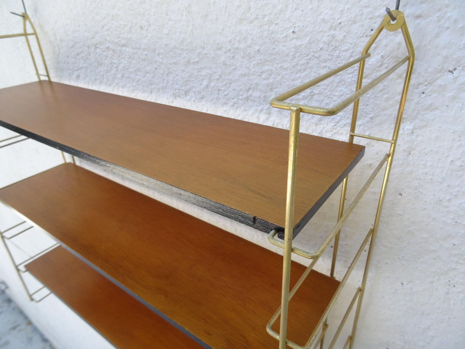 Wall shelf String brass and wood