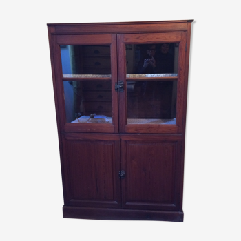 Armoire vitree en pichepin