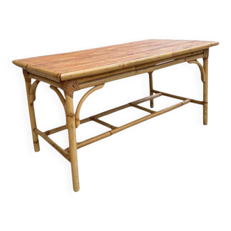 Rattan coffee table in good condition