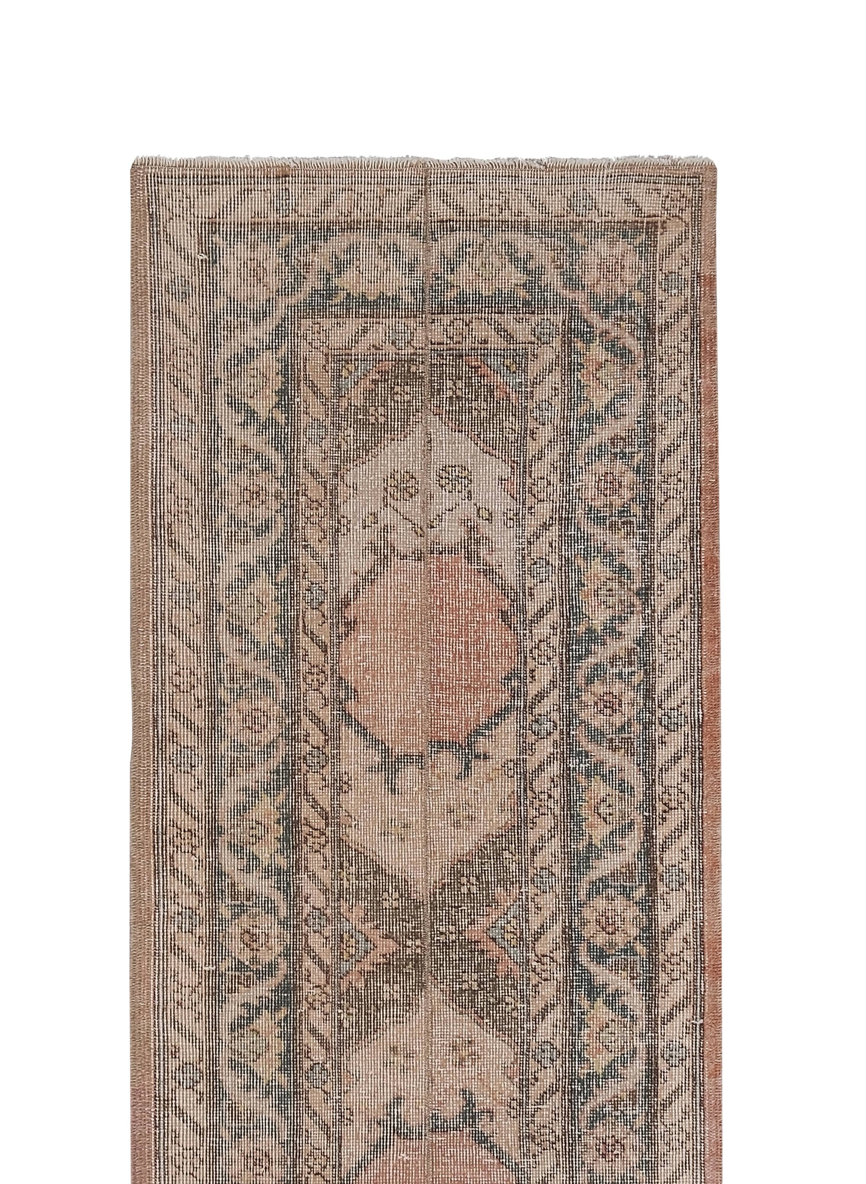 Vintage Turkish Oushak Rug Handwoven 70x673 cm