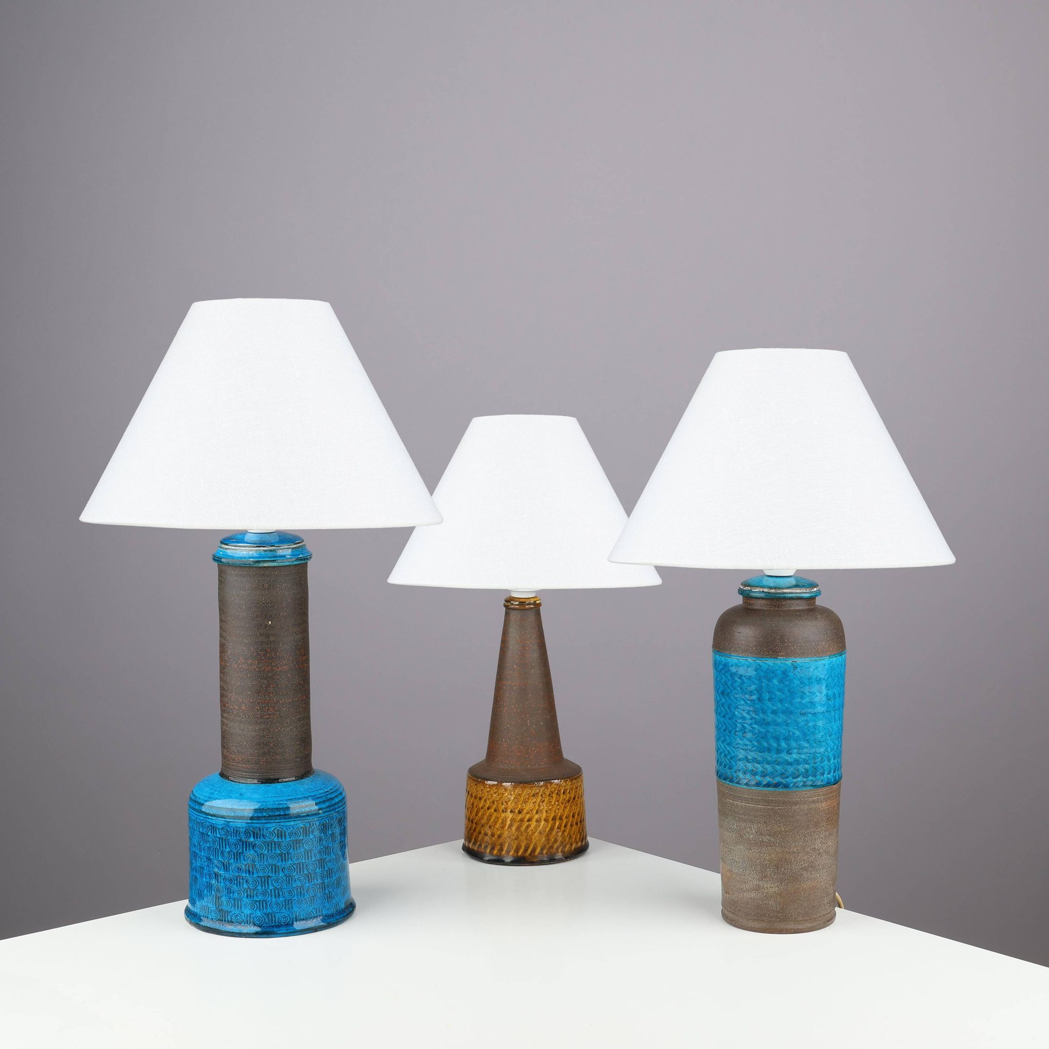 Nils Kahler table lamp in ceramic by Herman A. Kähler, Denmark, 1960 signed.
