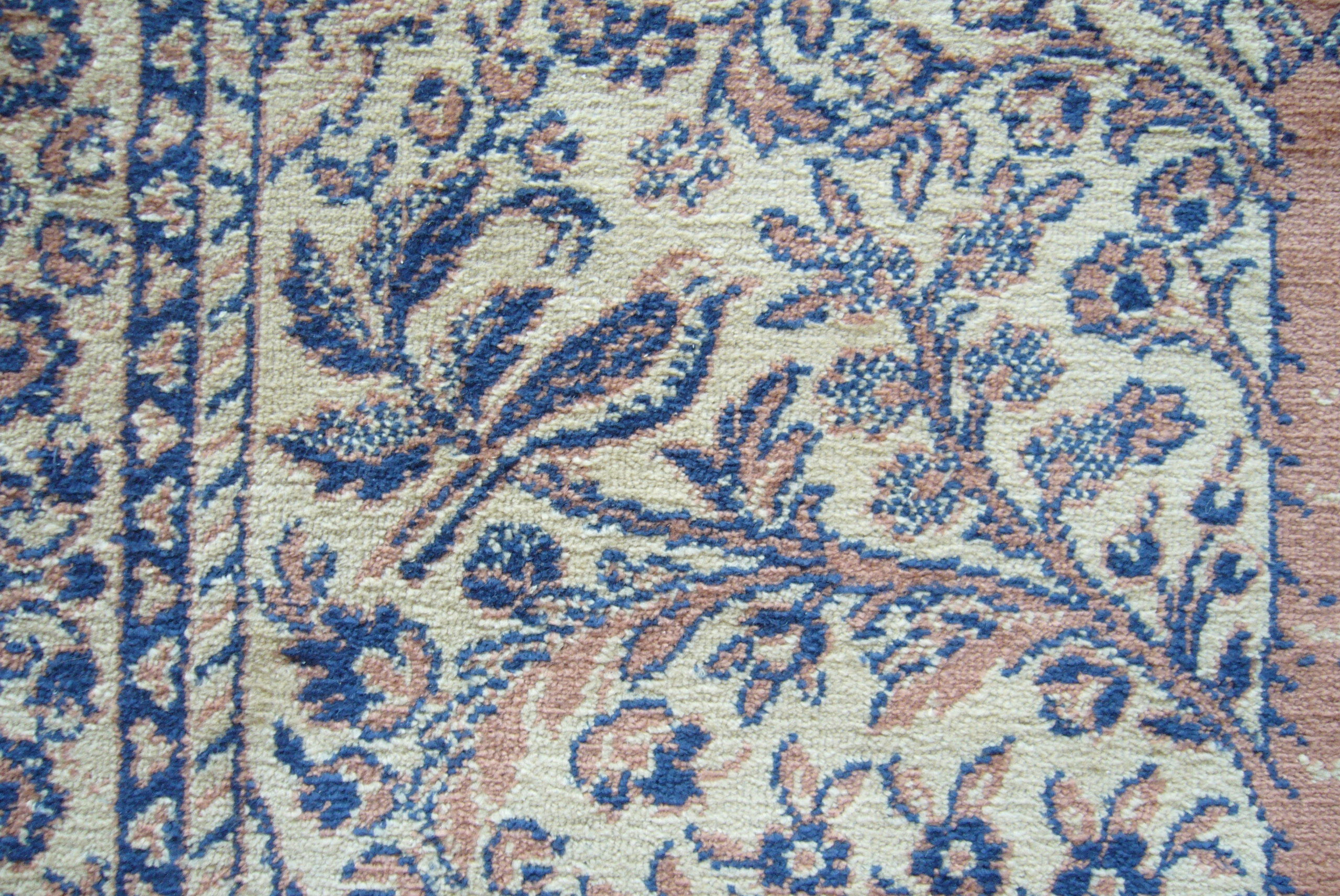 Oriental rug 68 x 125