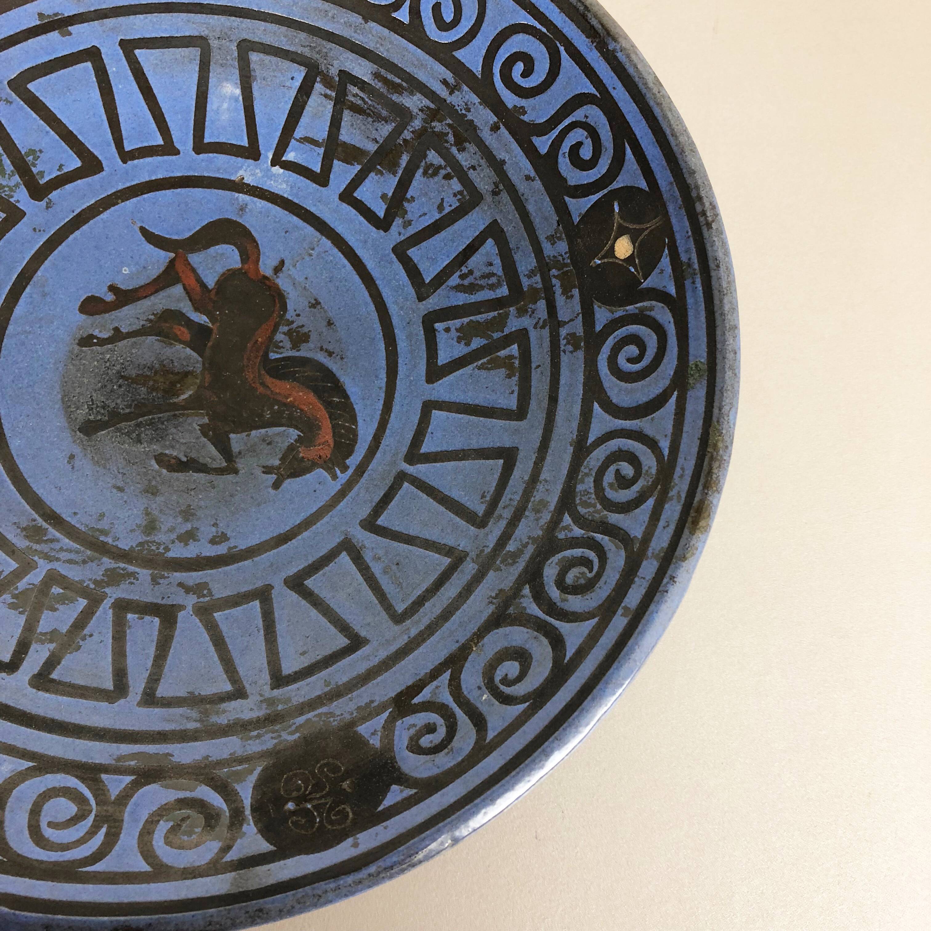 Ceramic pottery shell plate "pergamon" Hans Welling for Ceramano, Germany, 1960s