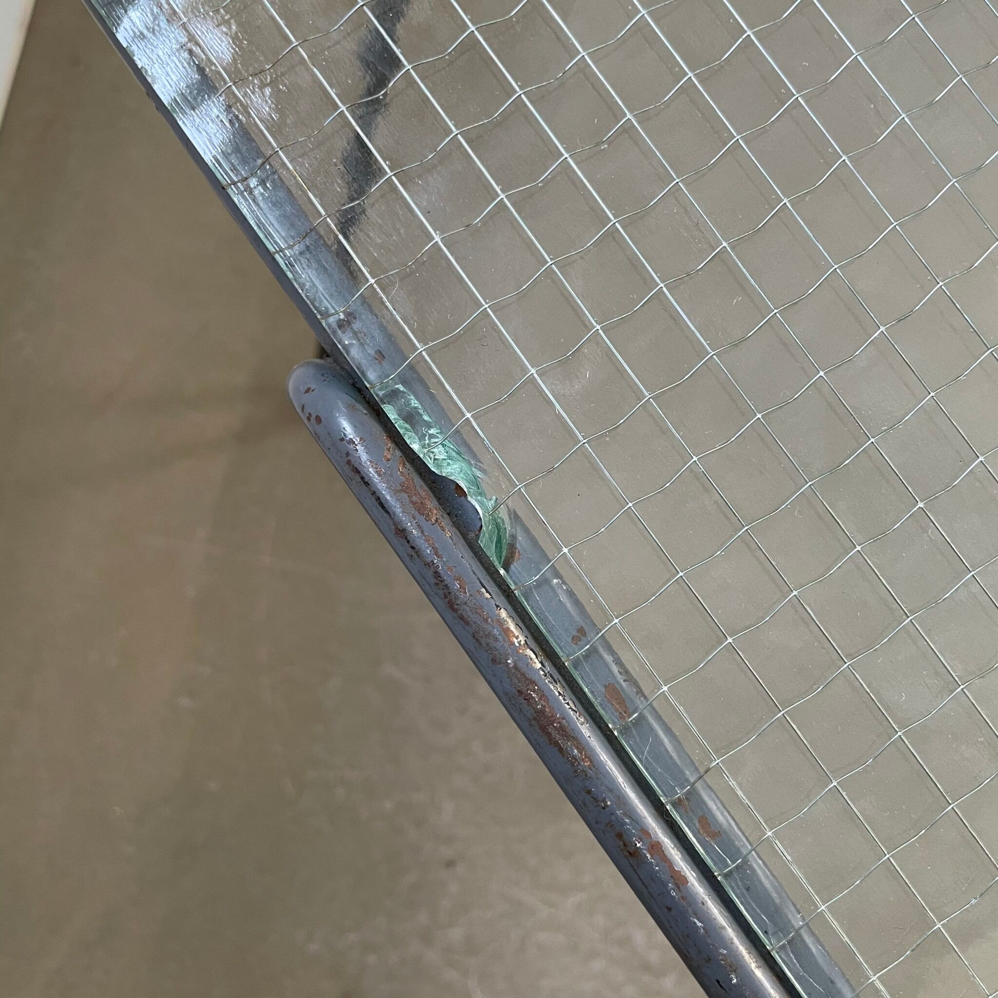 Minimalist, industrial side or coffee table, Arnold Bueno de Mesquita, 1950s