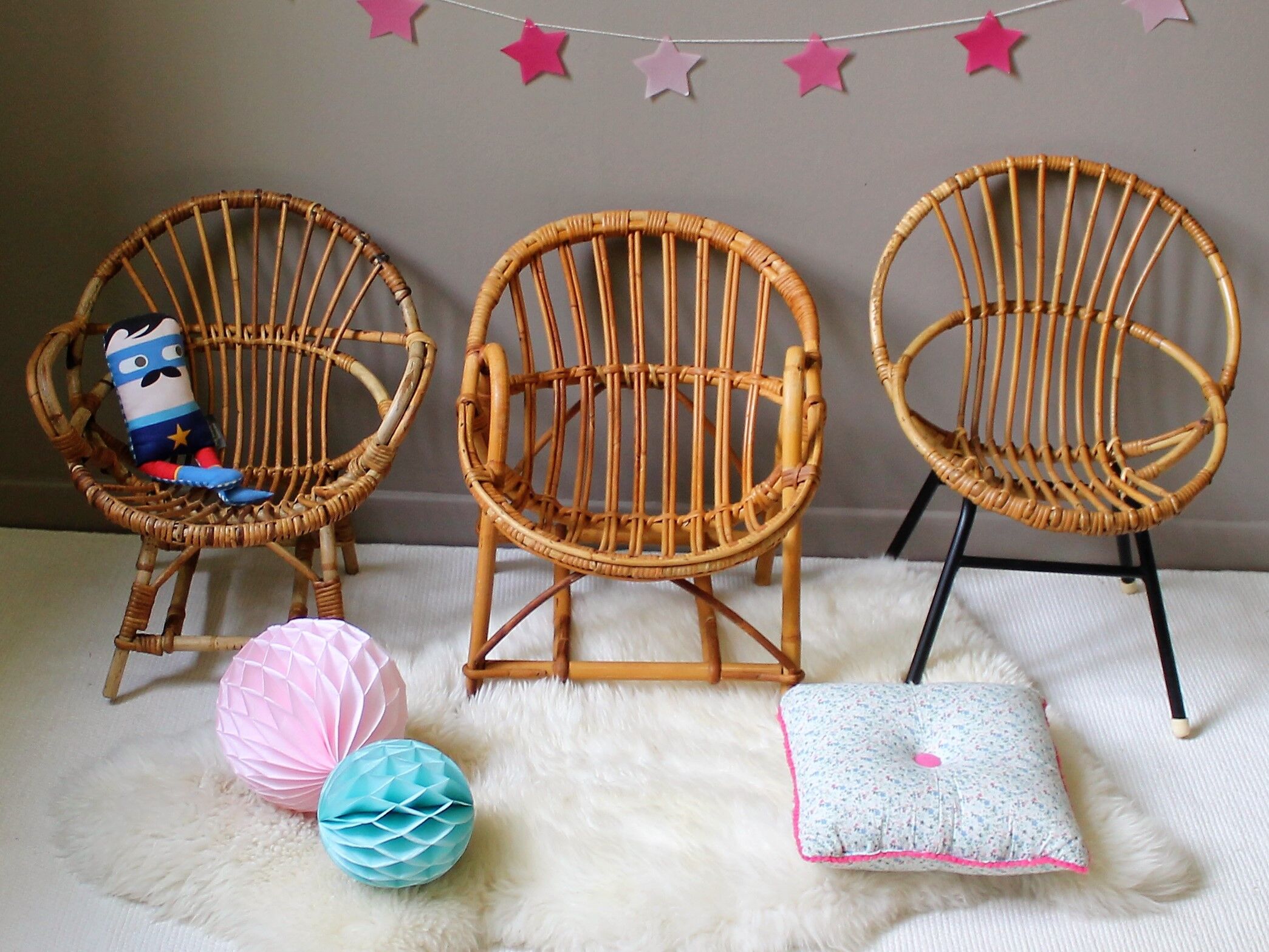 Armchair rattan vintage child shell