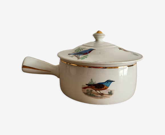 Casserole à manche et couvercle en porcelaine décor oiseaux