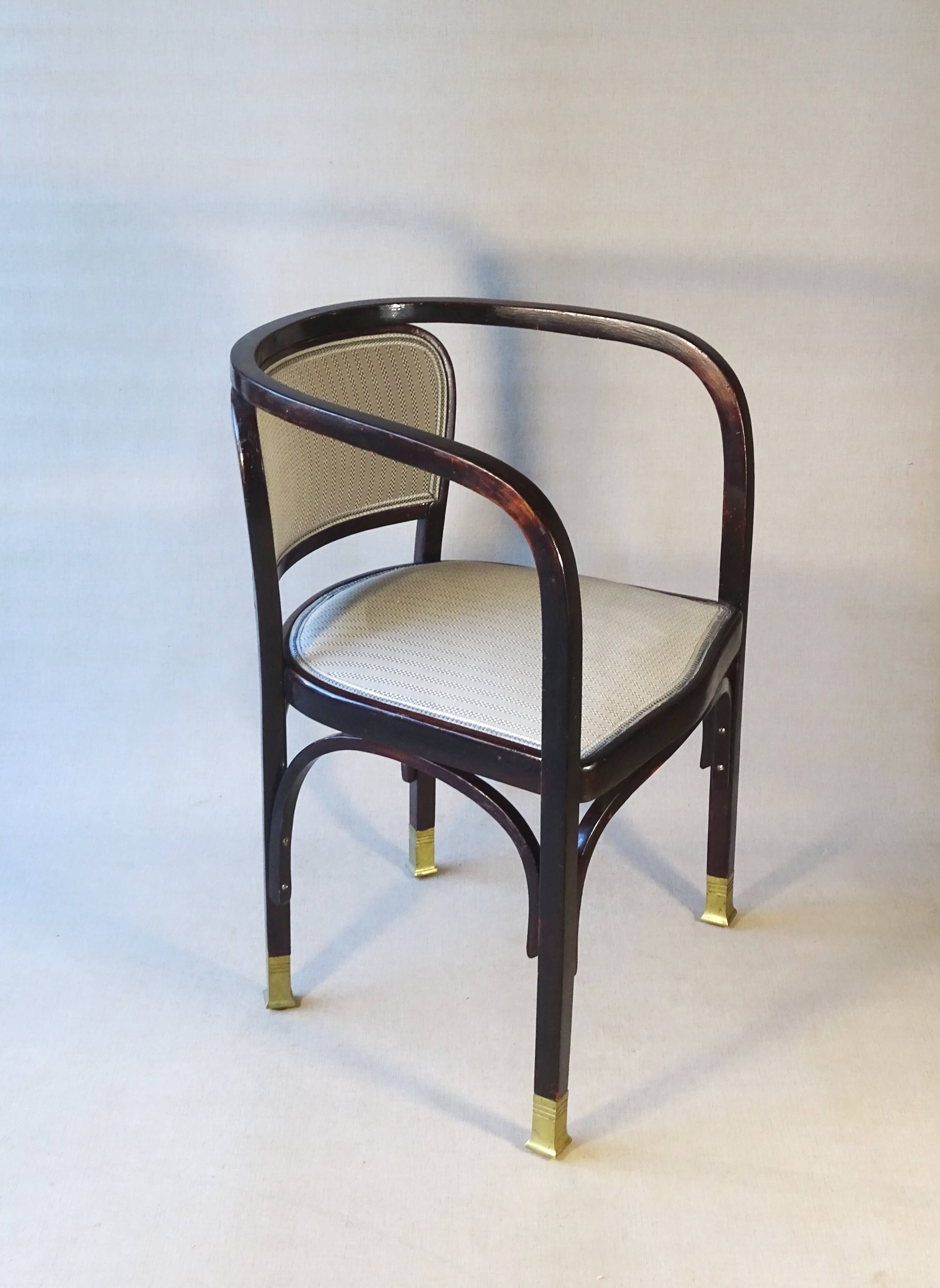 Fauteuil n°715 de Gustave Siegel pour Kohn, 1905. Backhausen