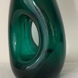 Vase vert en verre à creux hauteur 29 cm