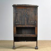 Cabinet en chêne espagnol, vers 1800