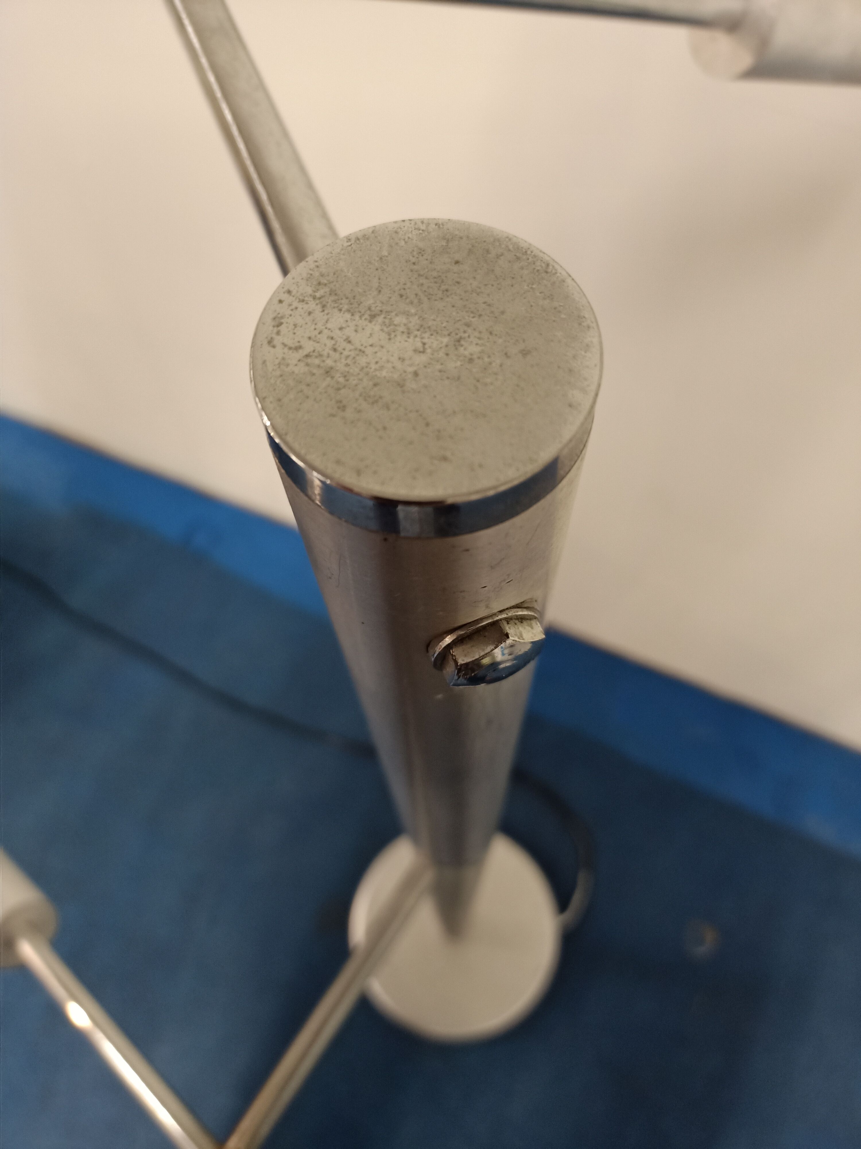 Lampadaire seventies en aluminium et chrome