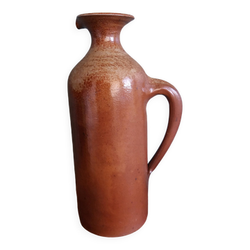 Enameled stoneware pitcher bottle