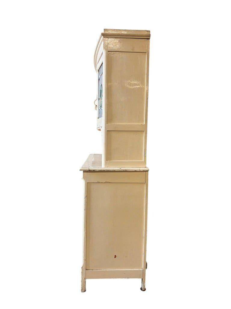 Buffet vintage off-white / antique furniture