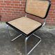 Chaise design Cesca modèle b32 noir et chrome