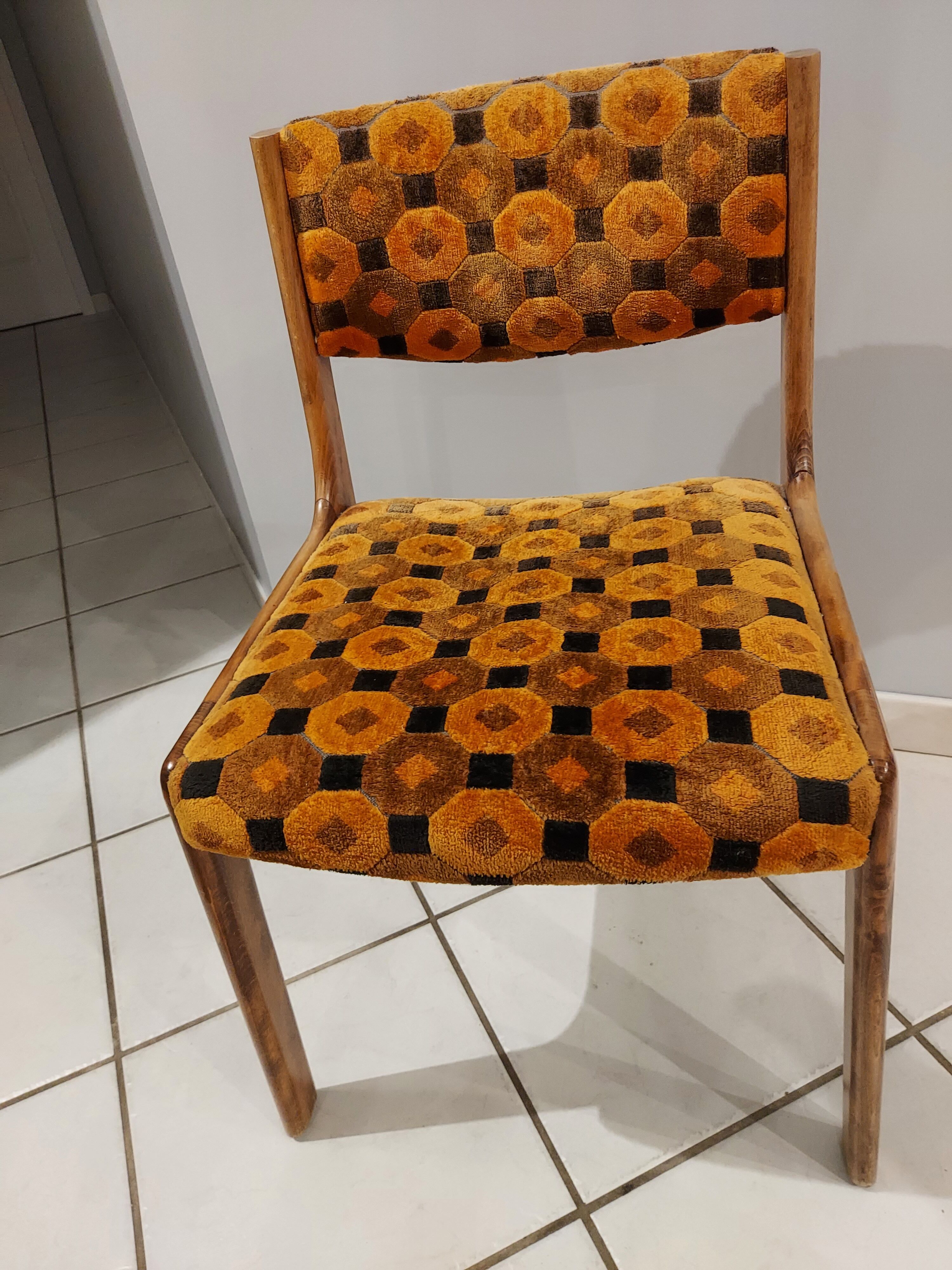 Suite de 6 chaises Baumann vintage années 1970