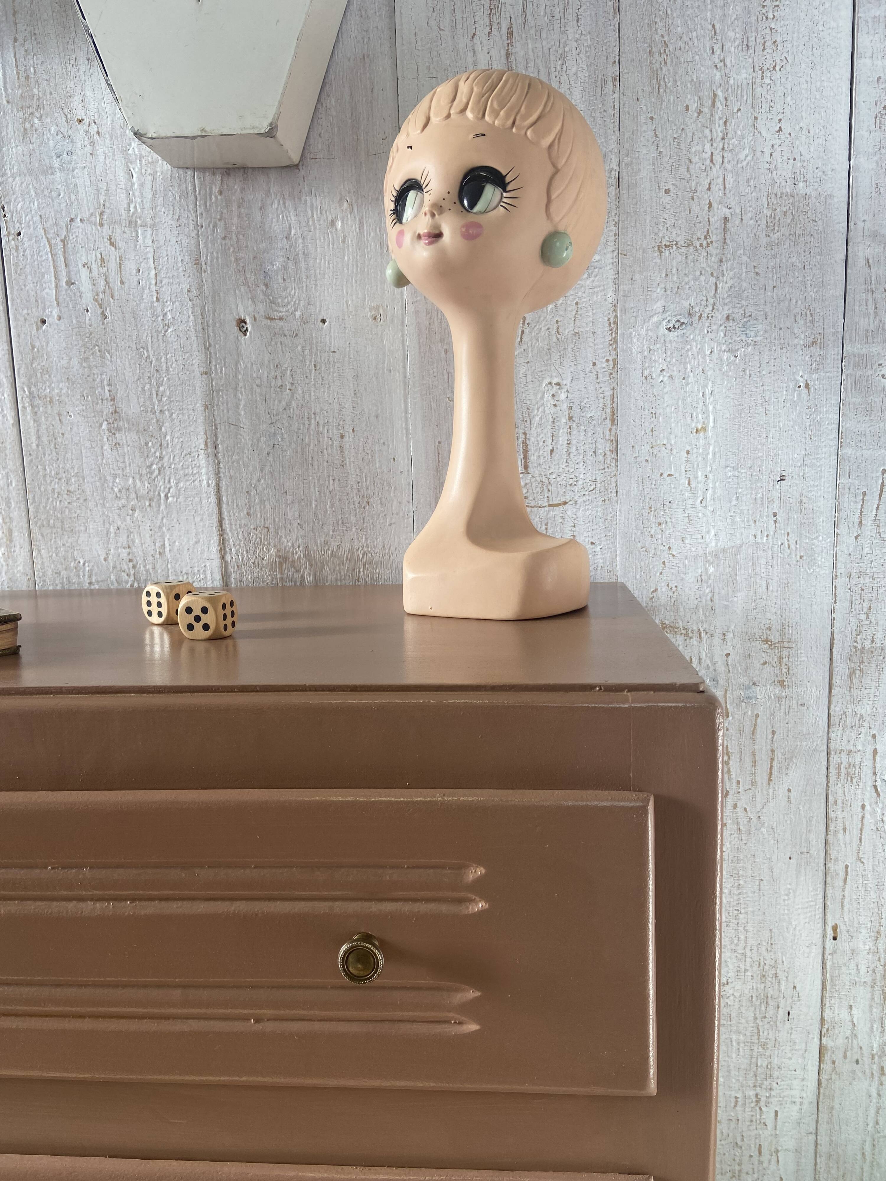 Commode vintage