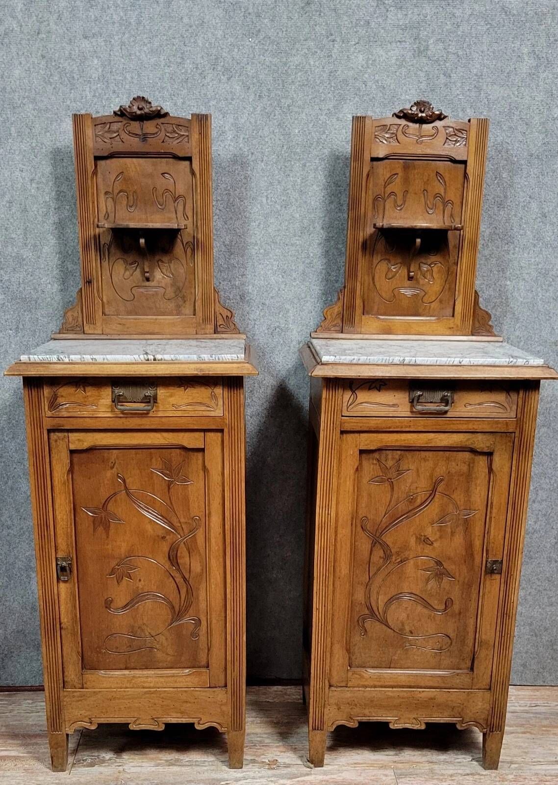 After Majorelle / Nancy School: Pair of Art Nouveau bedside tables