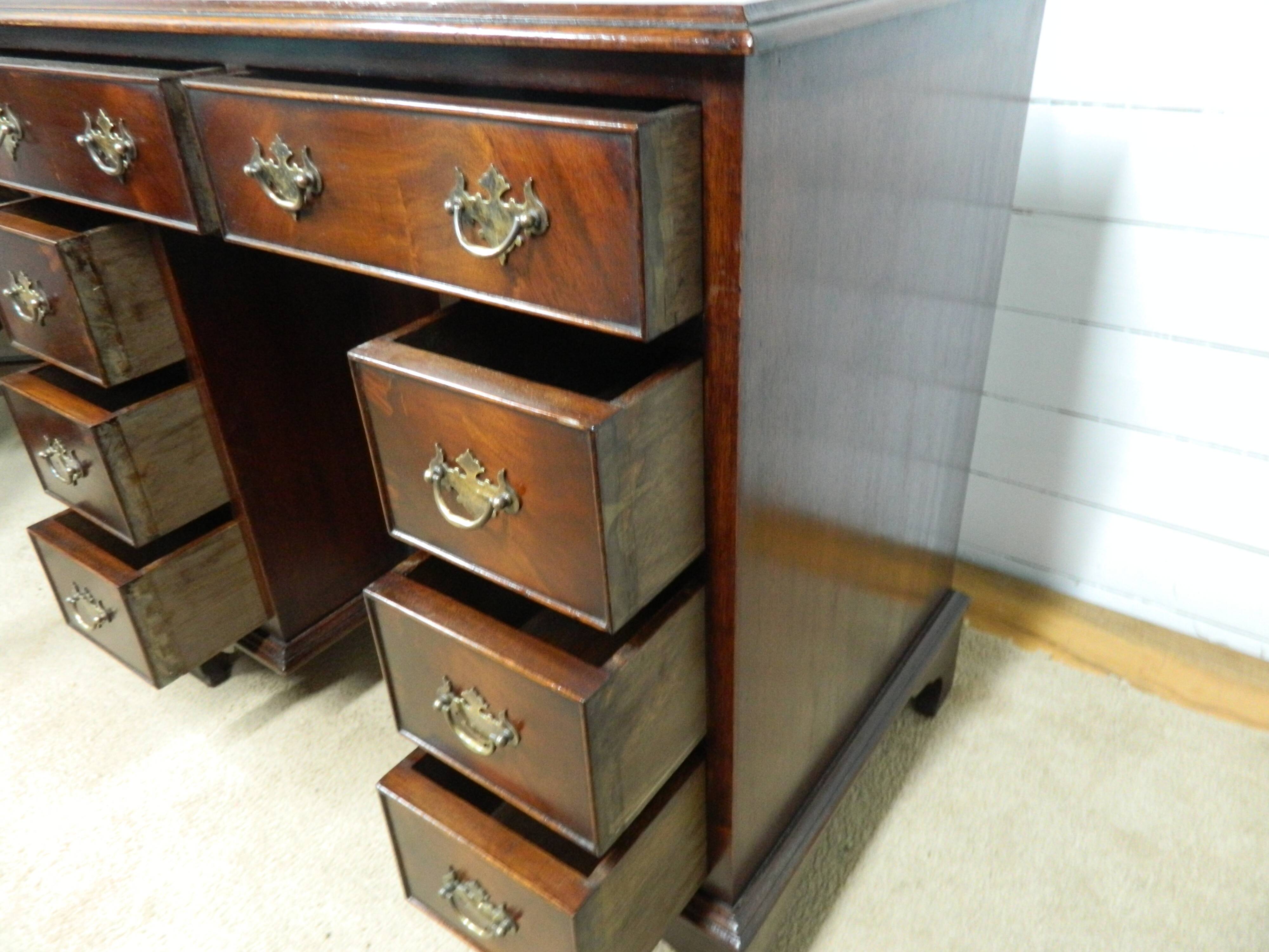 Mahogany Knee Hole Desk