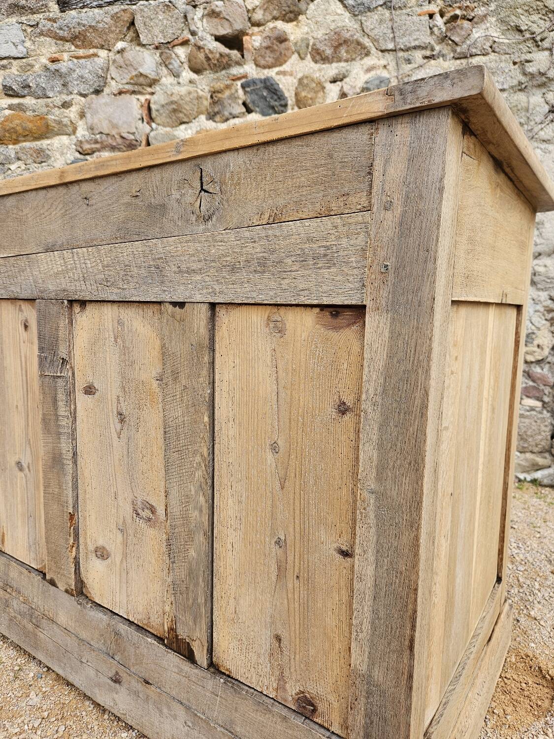 Trade furniture oak counter