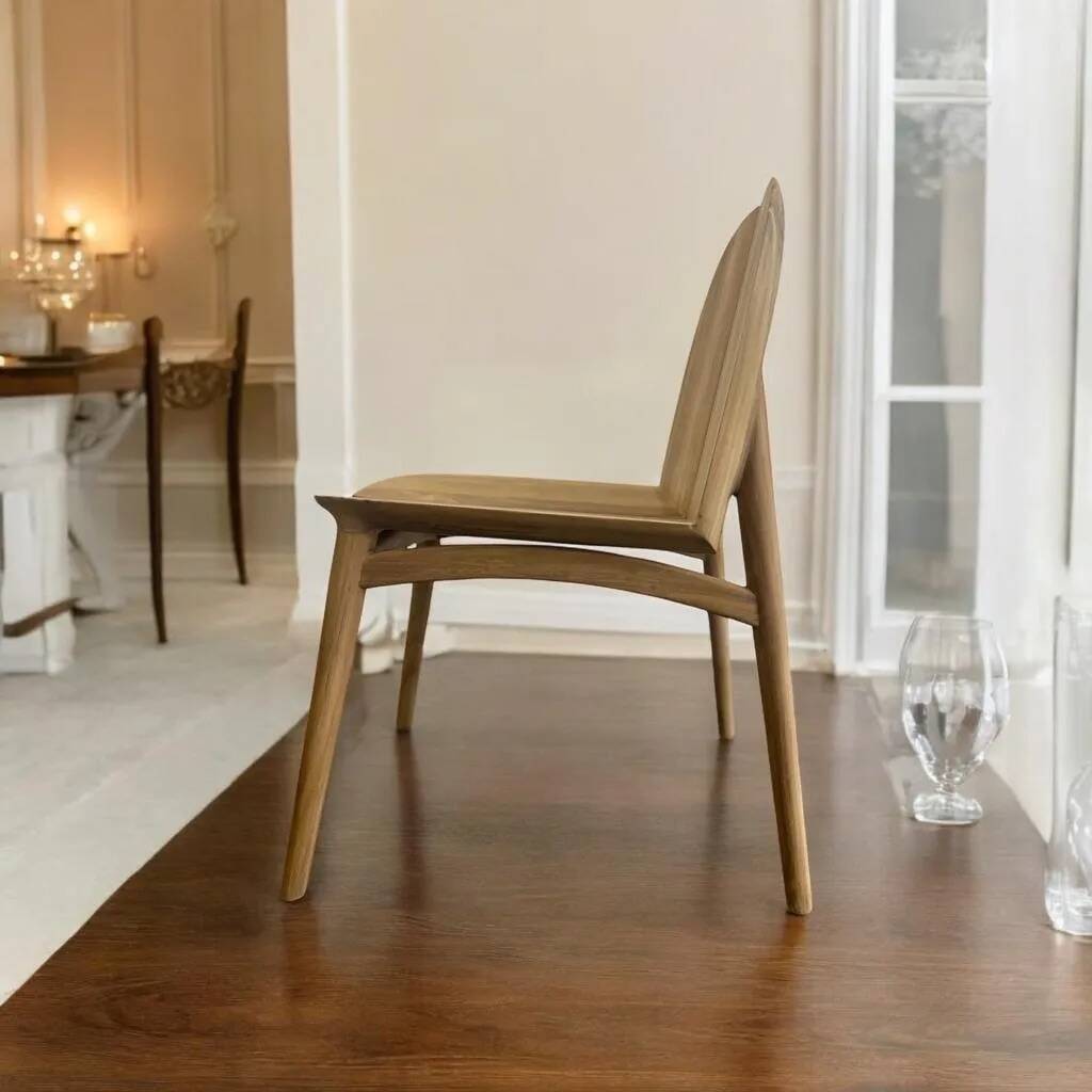 Chaise en bois massif "Merle"