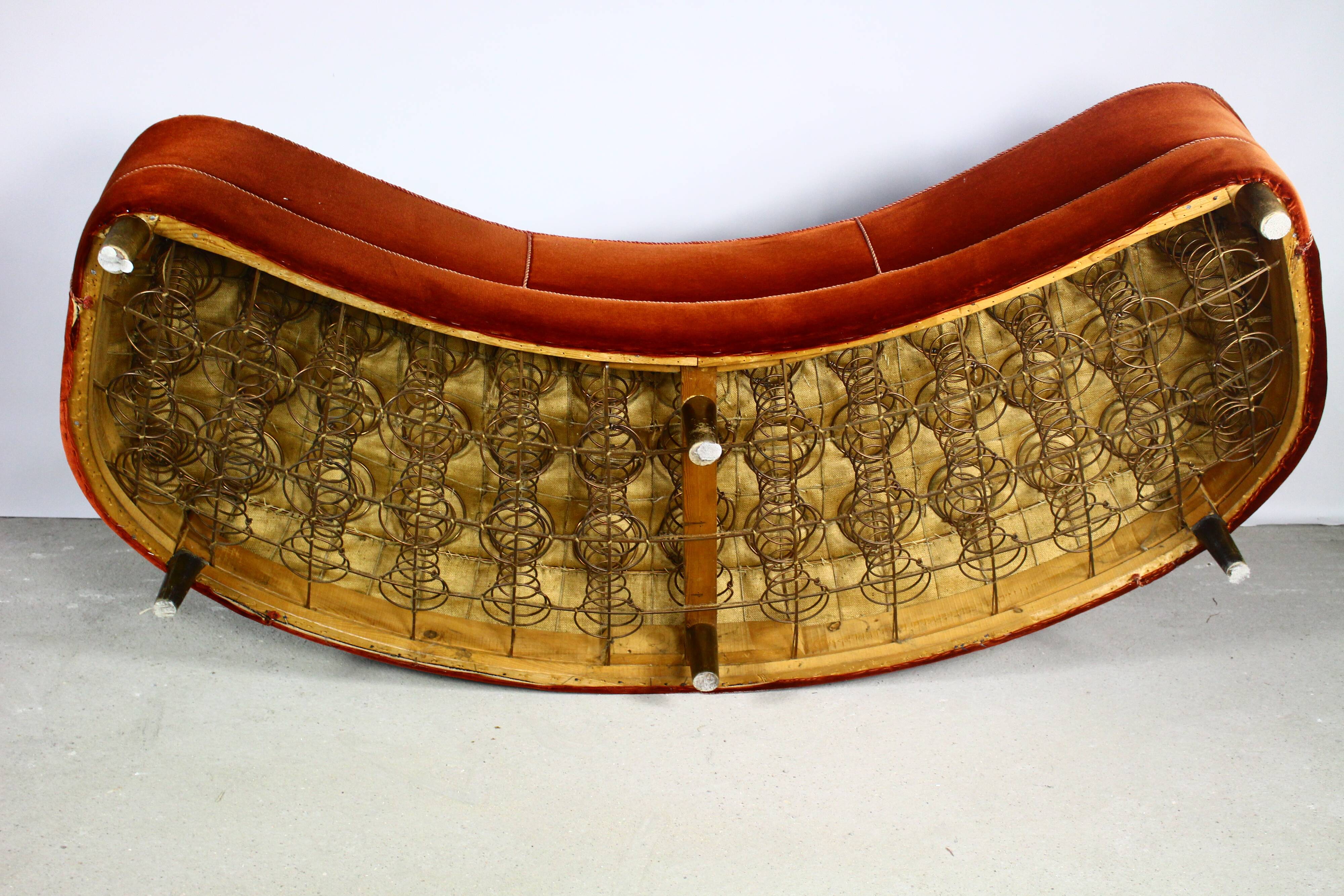 Art deco cabinetmaker banana sofa, 1940s