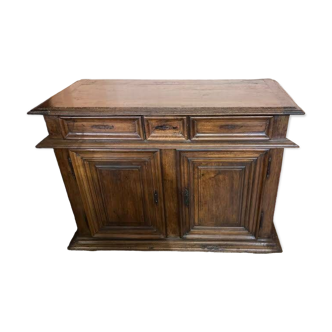 2-door, 3-drawer sideboard