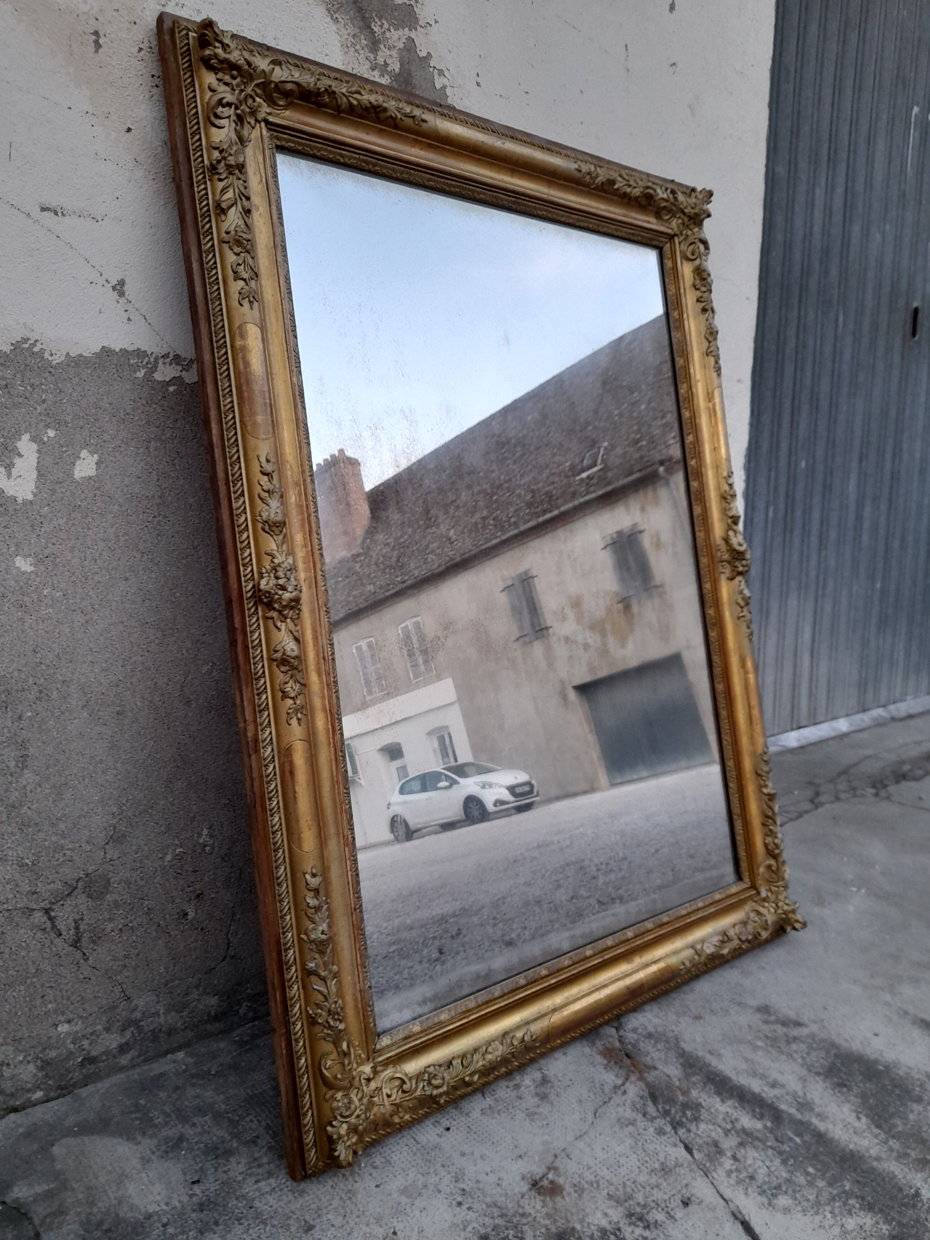 Miroir doré époque restauration 125x92