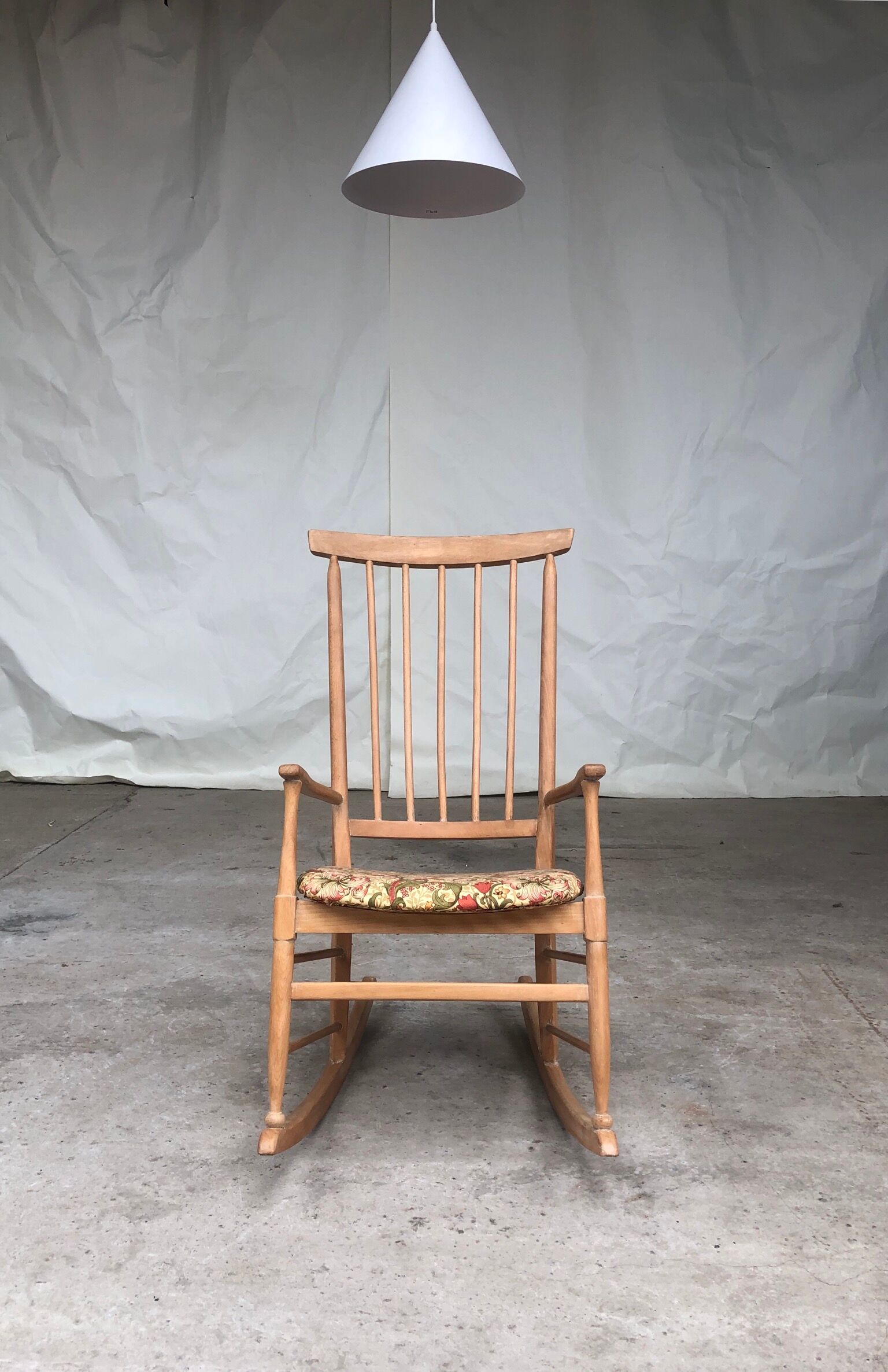 Rocking chair