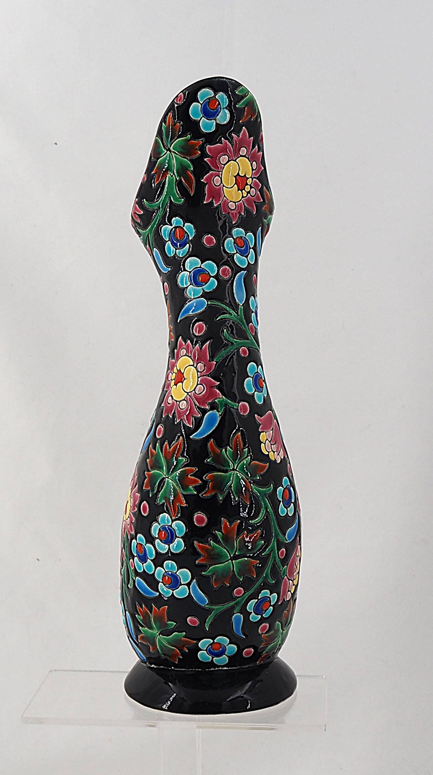 Beautiful Longwy enamel jug, signed, in excellent condition.
