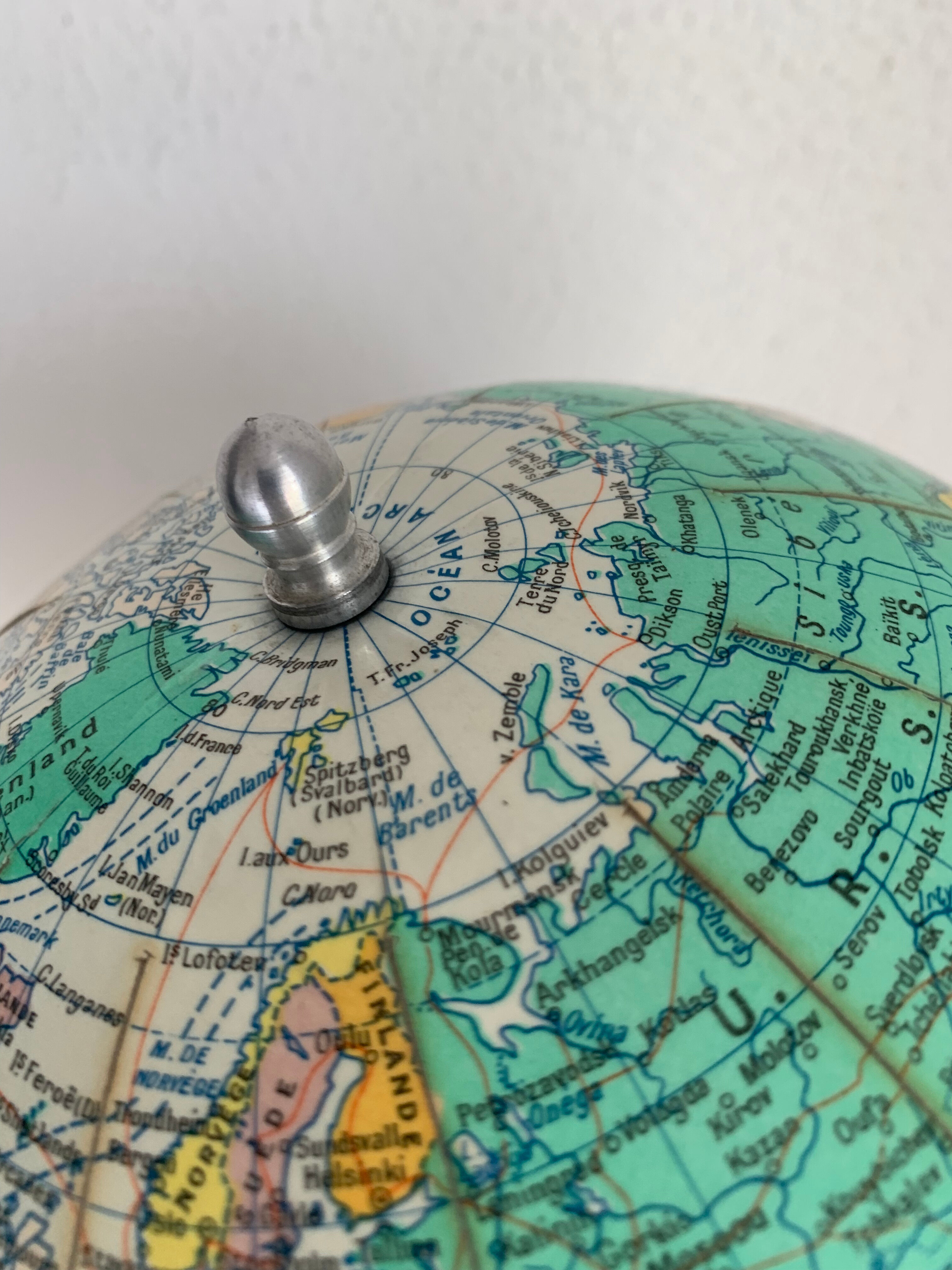 Vintage globe 1950 terrestrial Girard Barrère cream - 30 cm