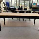 Farm table feet turned