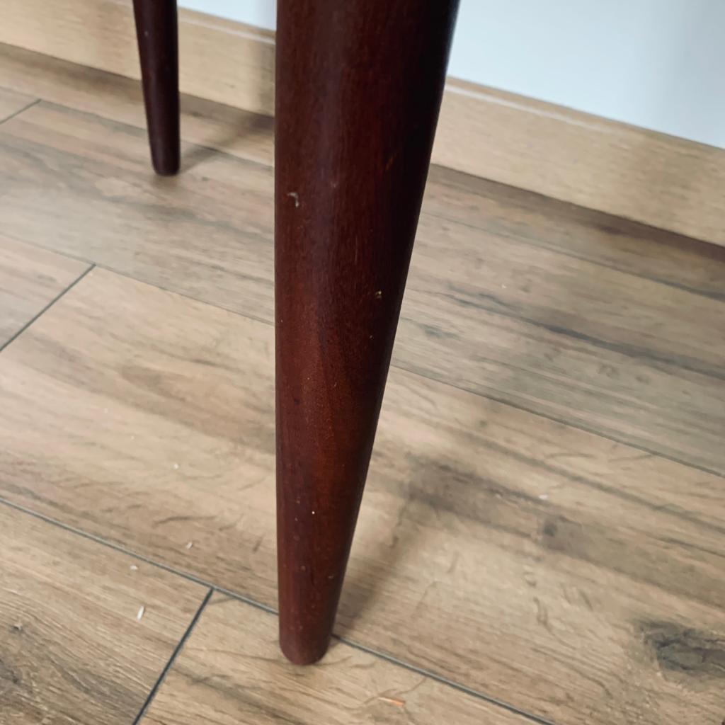 Ensemble de quatre chaises tripodes par Hans Olsen pour Frem Rojle
