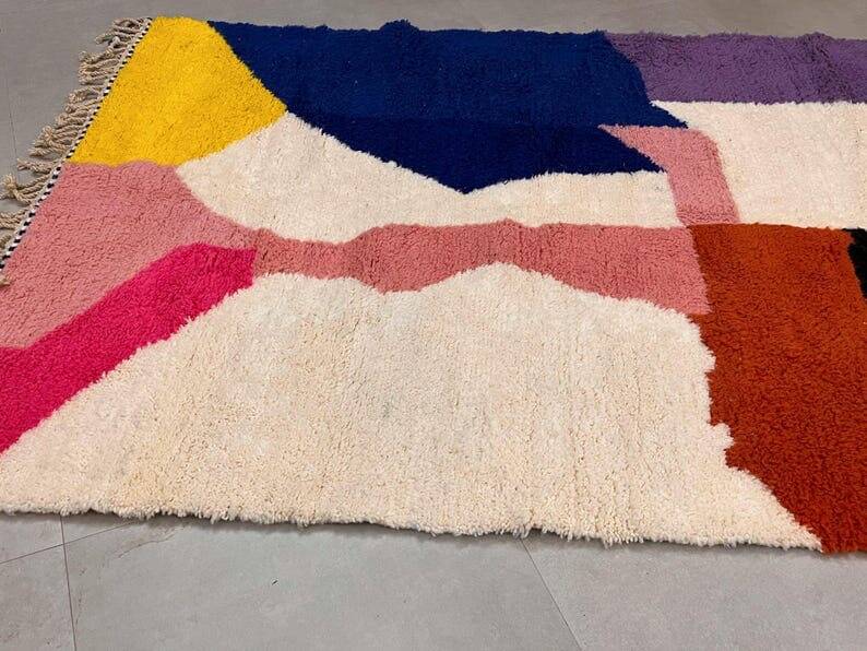 Hand-woven wool beni mrirt rug